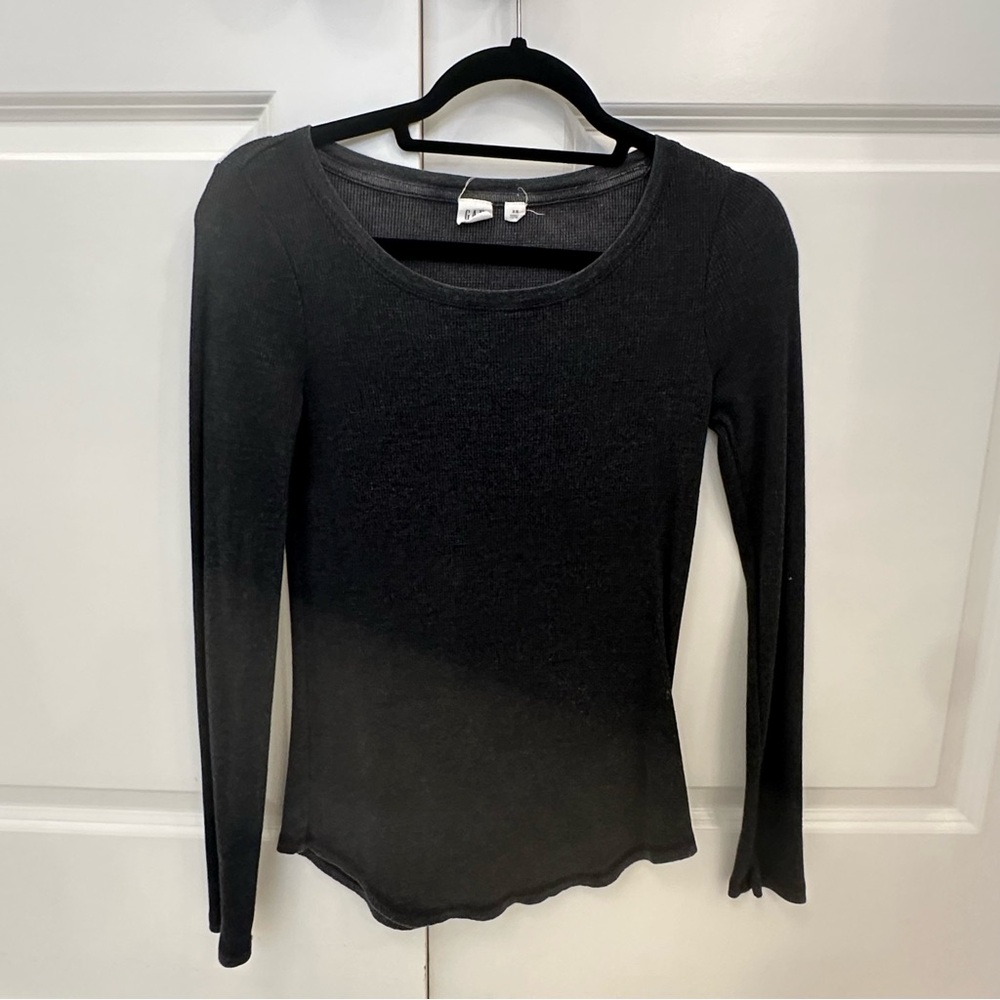 Gap long sleeve thermal tee gray XSmall